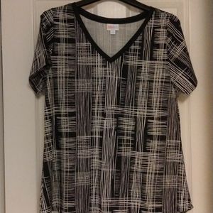 LuLaRoe Christy Tee